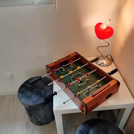 Un Studio Avec Une Entree Independante Thilouze Extérieur photo