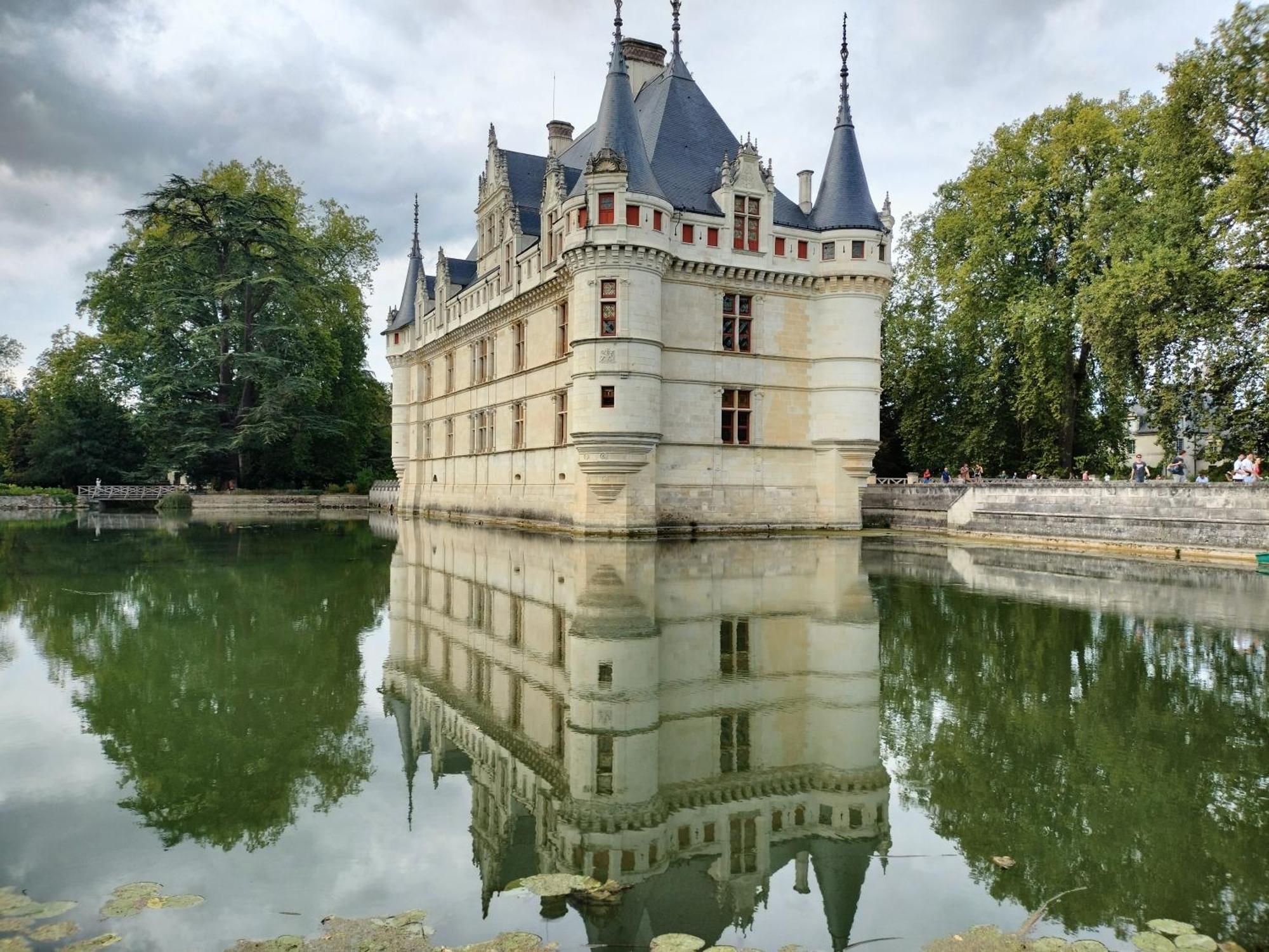 Apartamento Un Avec Entree Independante