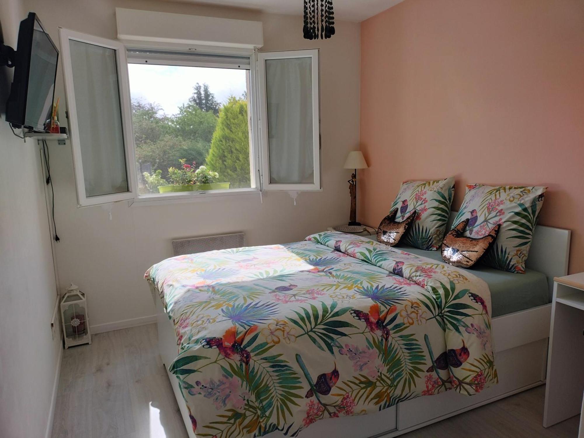 Apartamento Un Avec Entree Independante